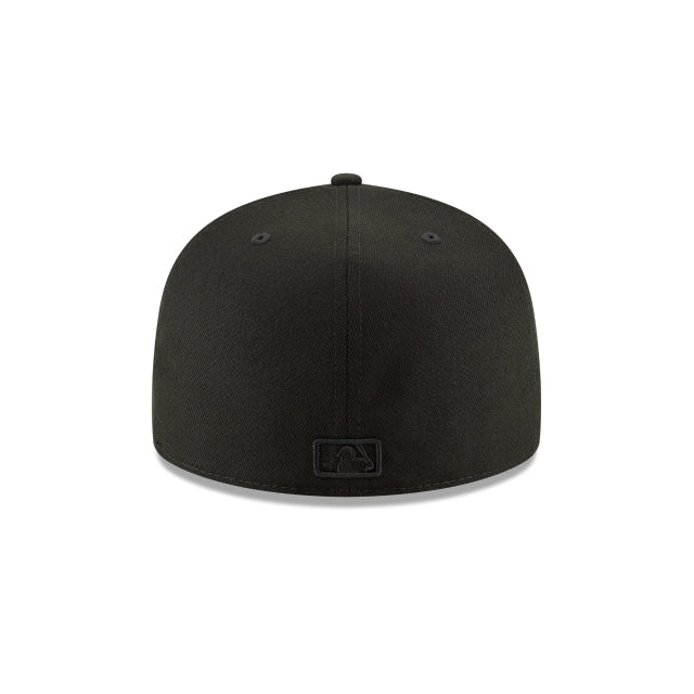 New York Yankees Blackout Basic 59FIFTY Fitted Hat